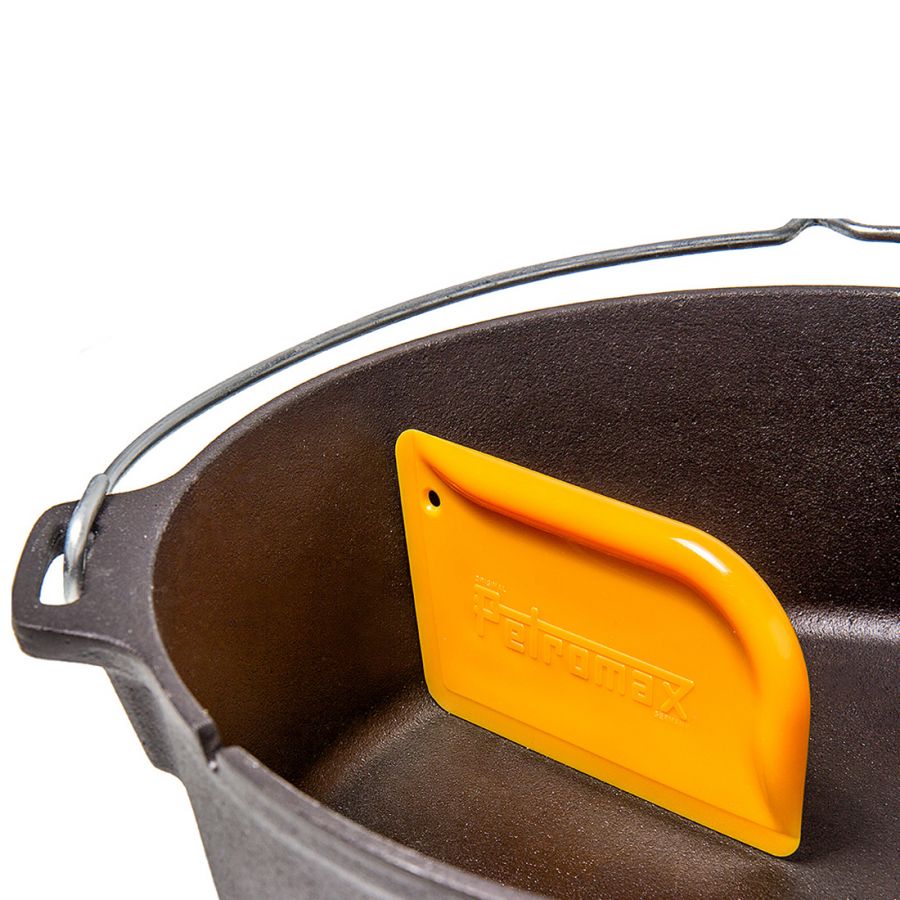 Petromax Scraper for Dutch Ovens and Skillet, raspador